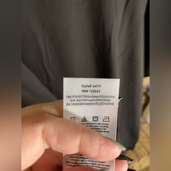 ‎Wonderwink black scrub top - Picture 5 of 6